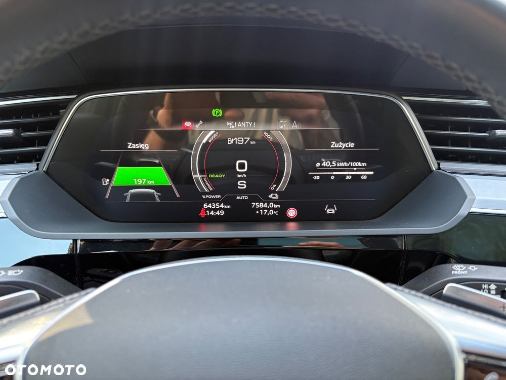 Audi e-tron - 8