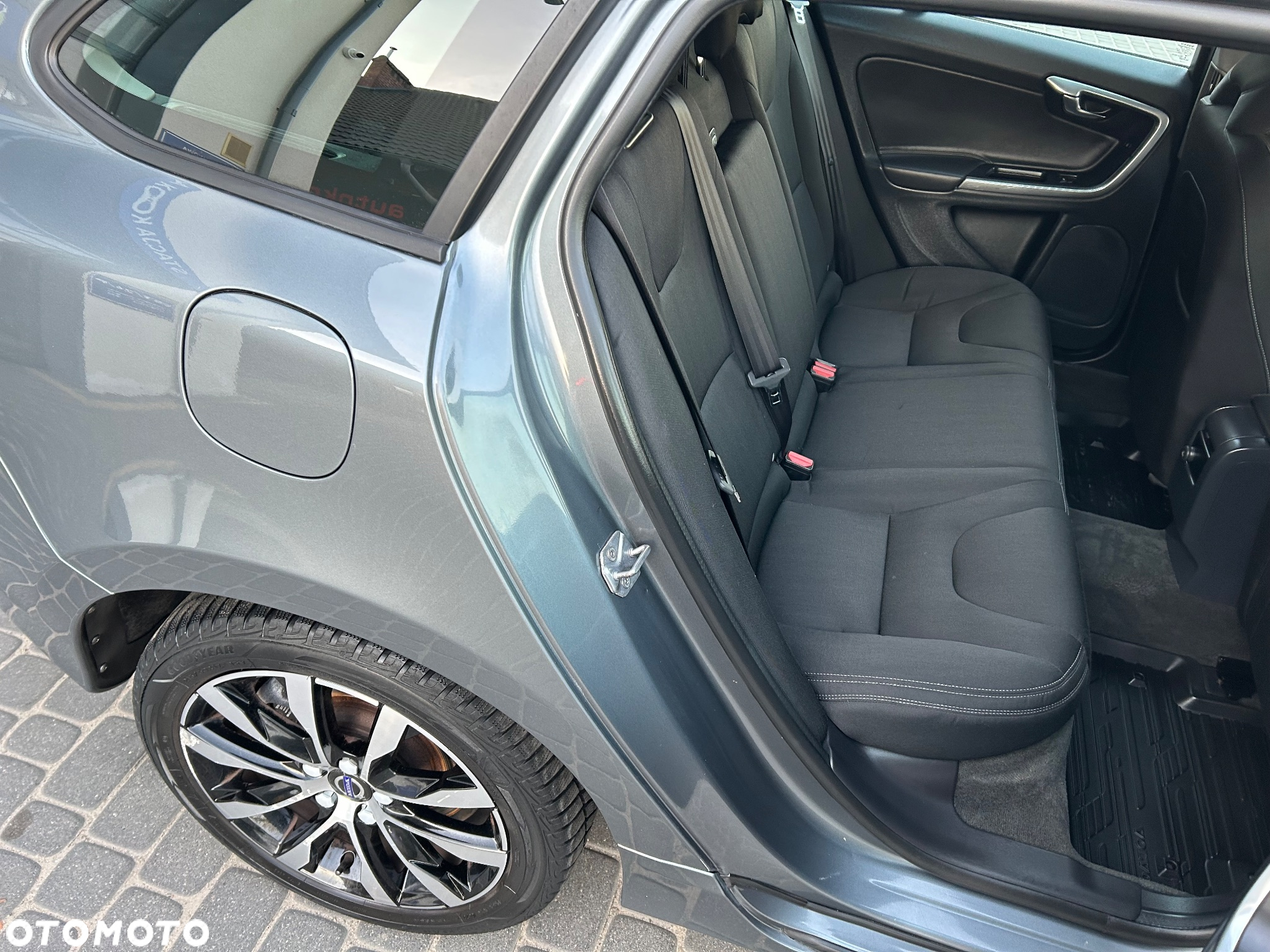 Volvo V60 D2 Drive-E Dynamic Edition (Momentum) - 20