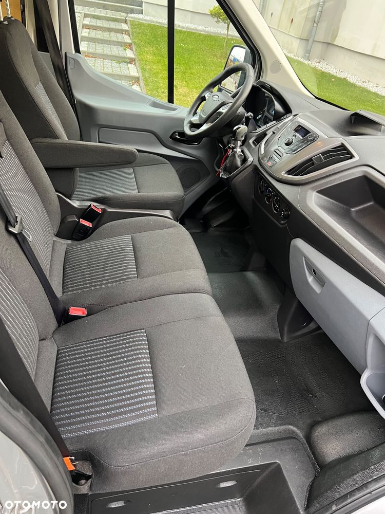 Ford Transit - 18