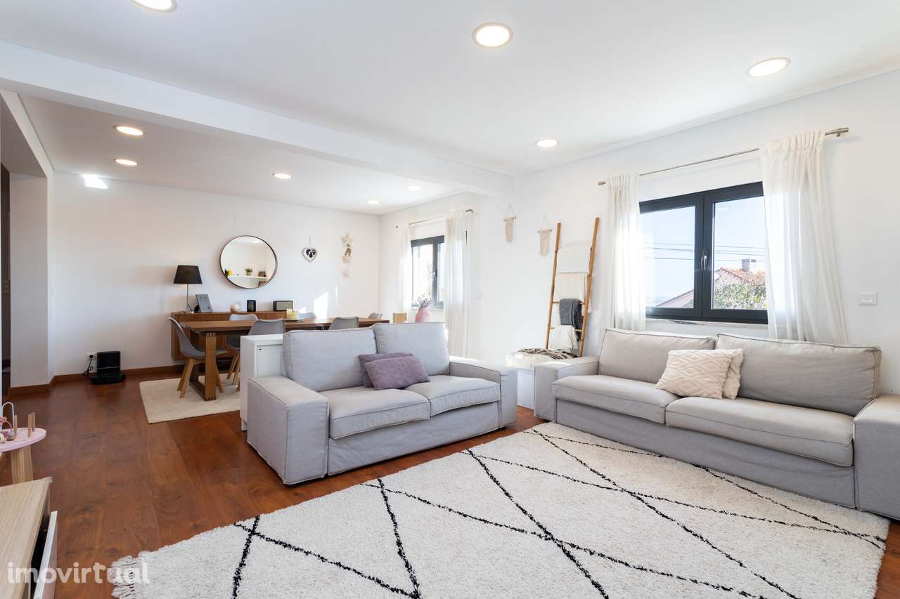 Oportunidade única: Moradia Isolada de Sonho em Famões: Conforto, Mode - Grande imagem: 4/46