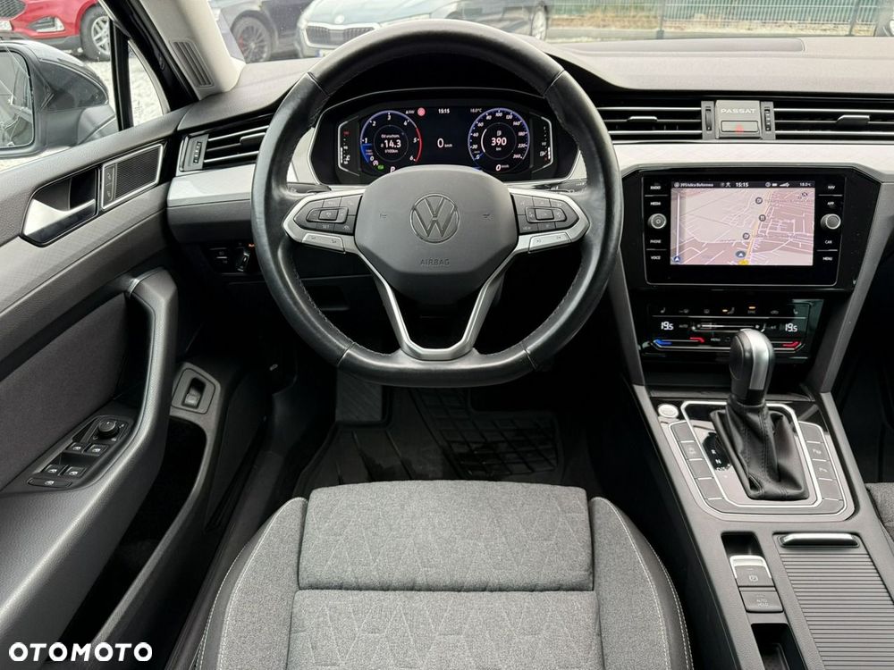 Volkswagen Passat Variant 2.0 TDI SCR Business DSG - 12