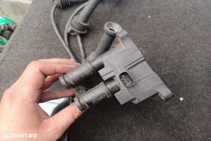 Bobina inductie Ford Focus 2 [2004 - 2008] Hatchback 5-usi 1.6 MT (10 - 3