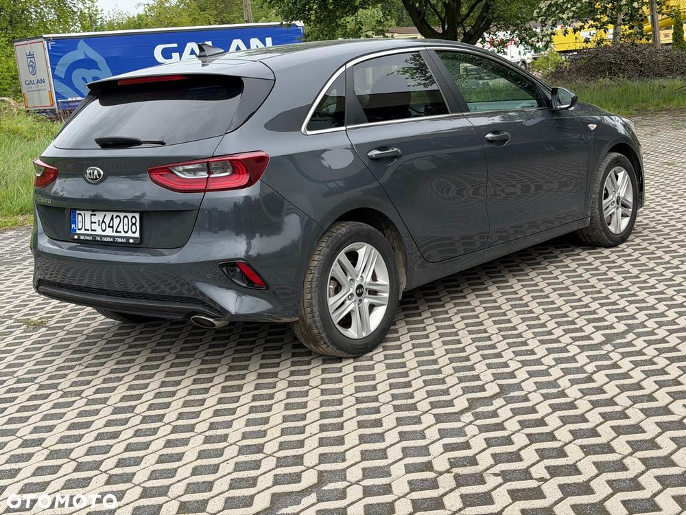Kia Ceed 1.4 T-GDI DCT OPF Vision - 4
