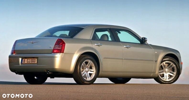 Lampy tylna kpl Tuning Black Chrysler 300c 05- - 7