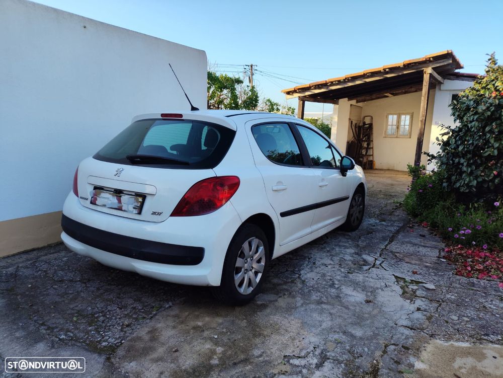 Peugeot 207 1.4 HDi Urban - 6