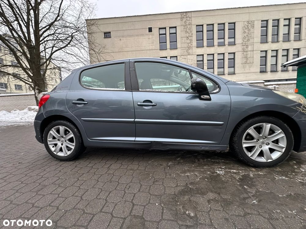 Peugeot 207 1.6 Trendy - 29