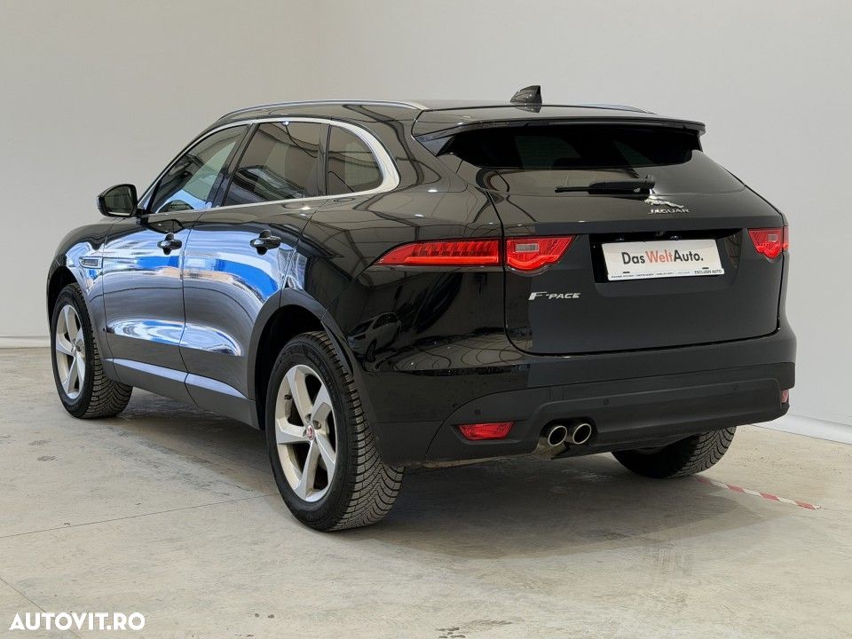 Jaguar F-Pace - 3