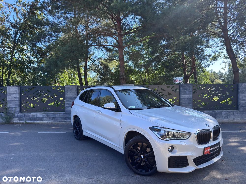 BMW X1 xDrive20i M Sport - 12