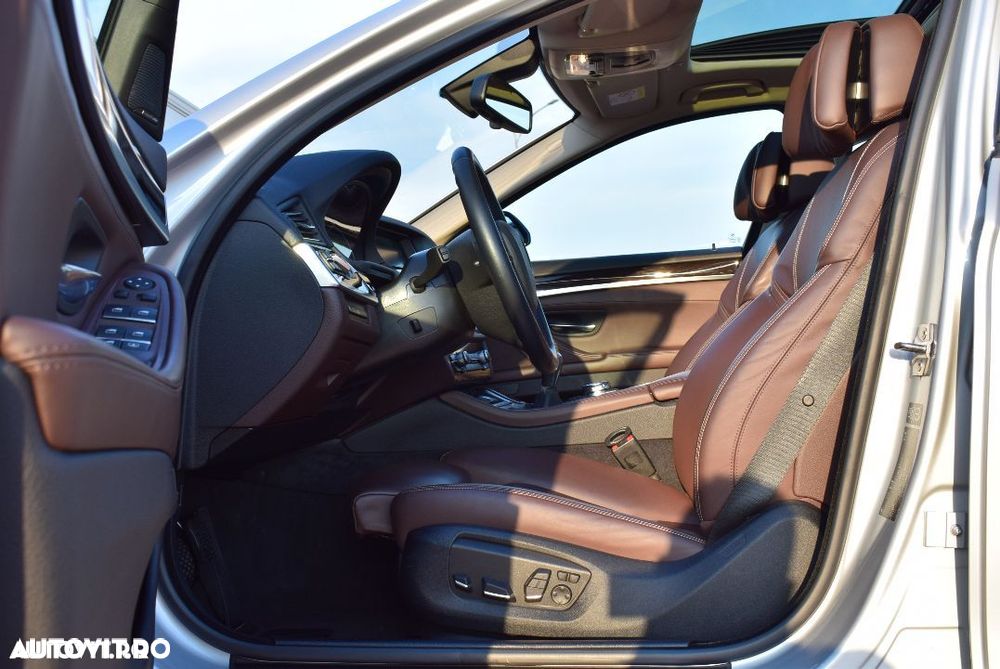 BMW Seria 5 520d Luxury Line - 7