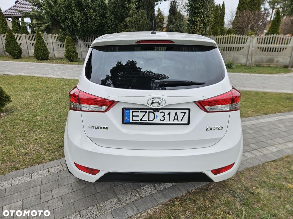 Hyundai ix20 1.6 Classic + - 18