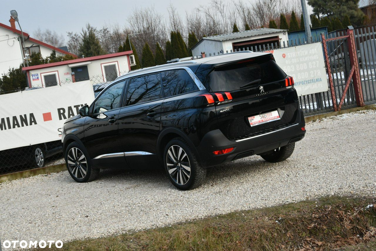 Peugeot 5008 - 5
