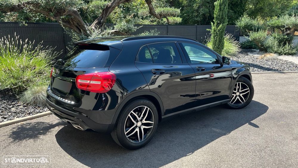 Mercedes-Benz GLA 200 (CDI) d 4Matic 7G-DCT Urban - 21