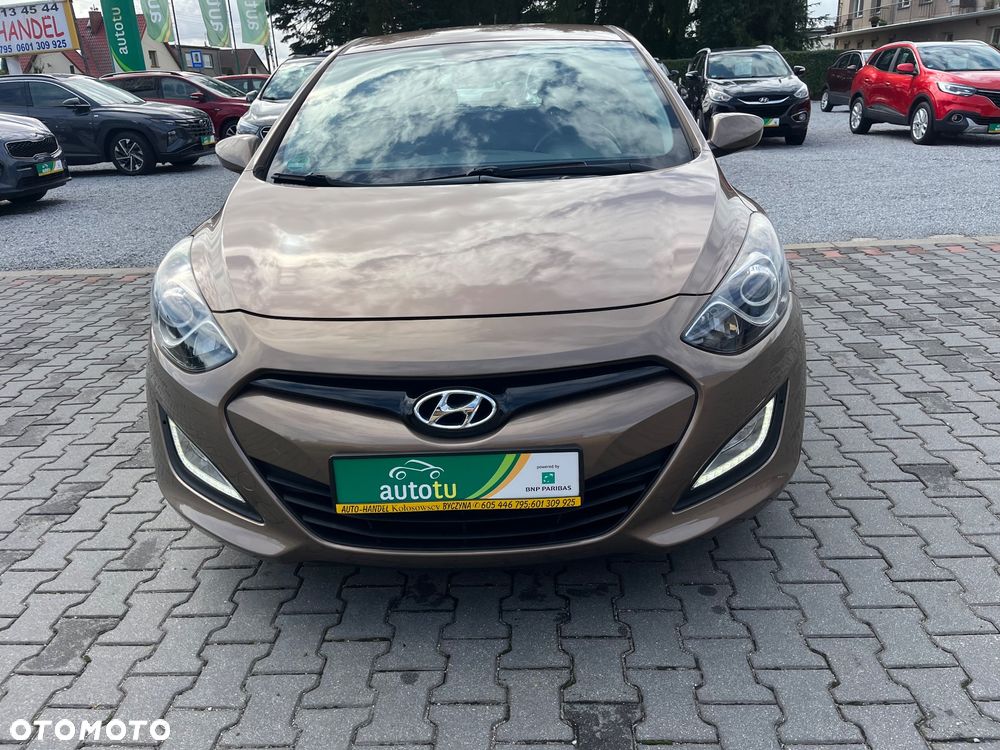Hyundai i30 - 19