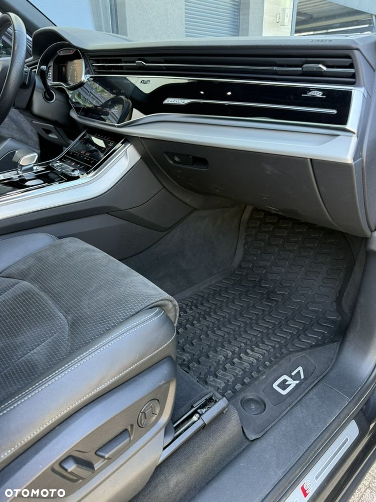 Audi Q7 - 14