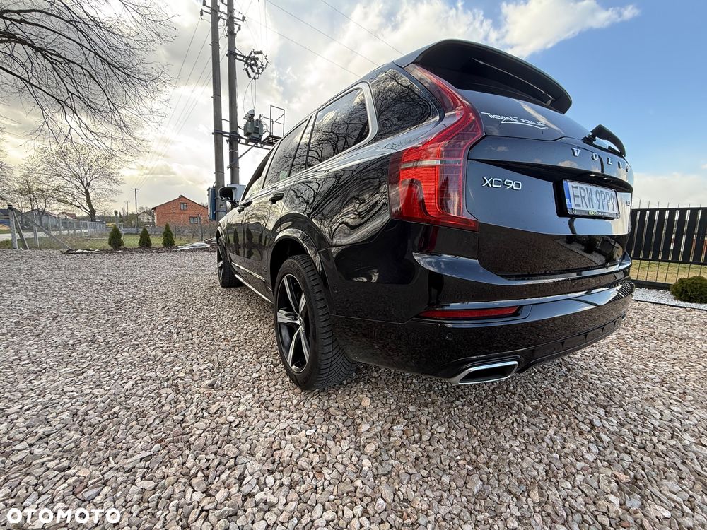 Volvo XC 90 D5 AWD R-Design - 32