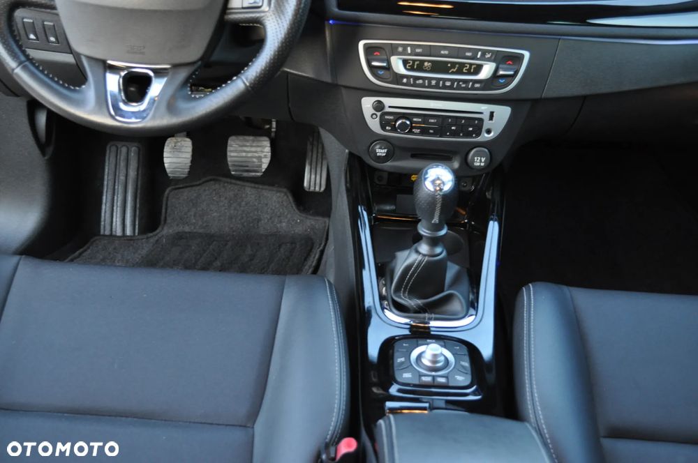 Renault Megane ENERGY TCe 115 Start & Stop Bose Edition - 21