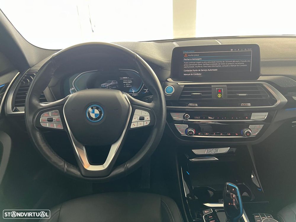 BMW iX3 - 14