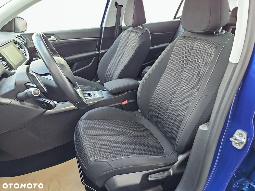 Peugeot 308 1.2 PureTech GPF Active Pack S&S EAT8 - 12