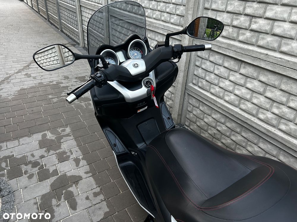 Yamaha X-max - 19