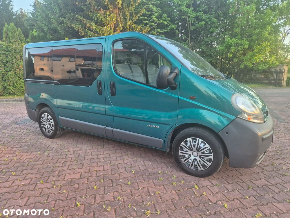 Renault Trafic - 2