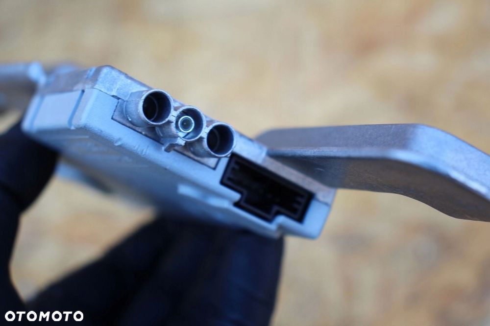 Wzmacniacz anteny Mercedes w211 e-klasa 2118270642 - 2