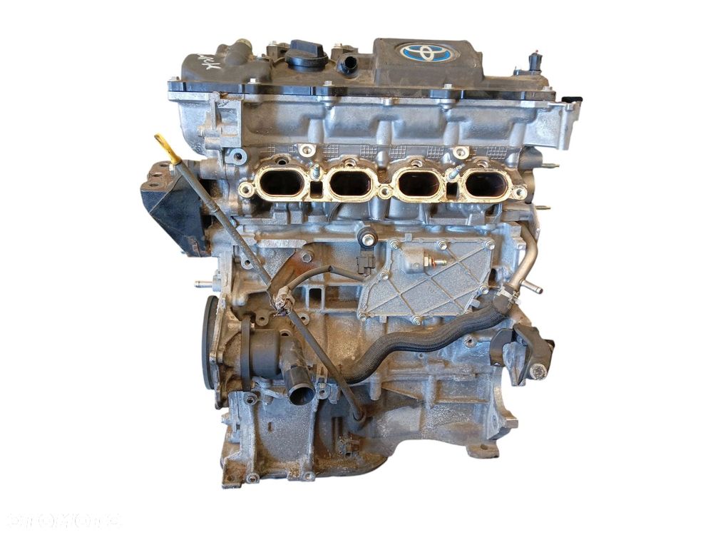 SILNIK SŁUPEK TOYOTA AURIS II E18 1.8 HYBRID 136KM 100kW 2ZR-FXE 208 TYŚ - 1