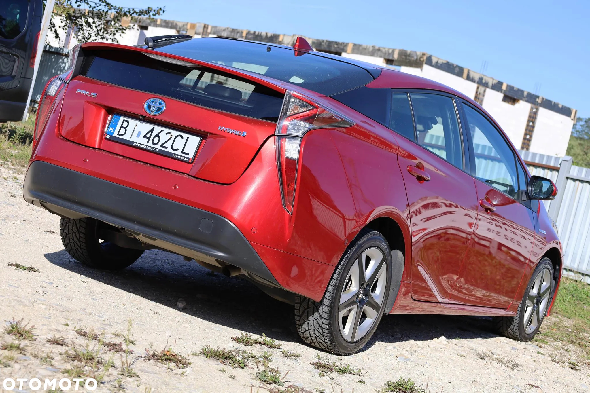 Toyota Prius 1.8 Hybrid Premium - 4