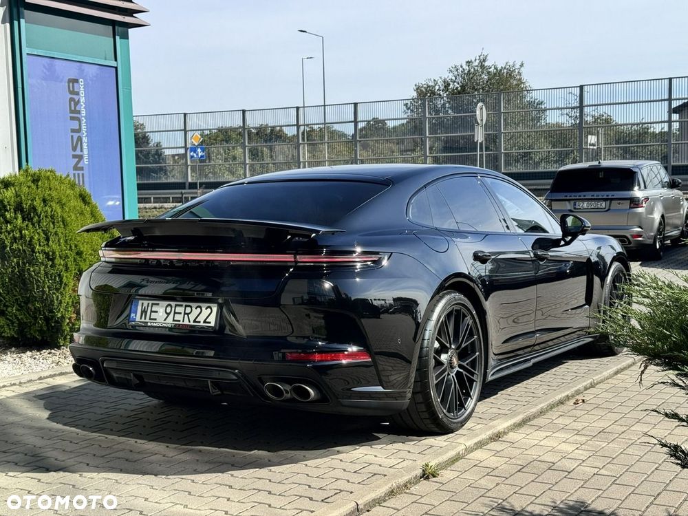 Porsche Panamera GTS - 8