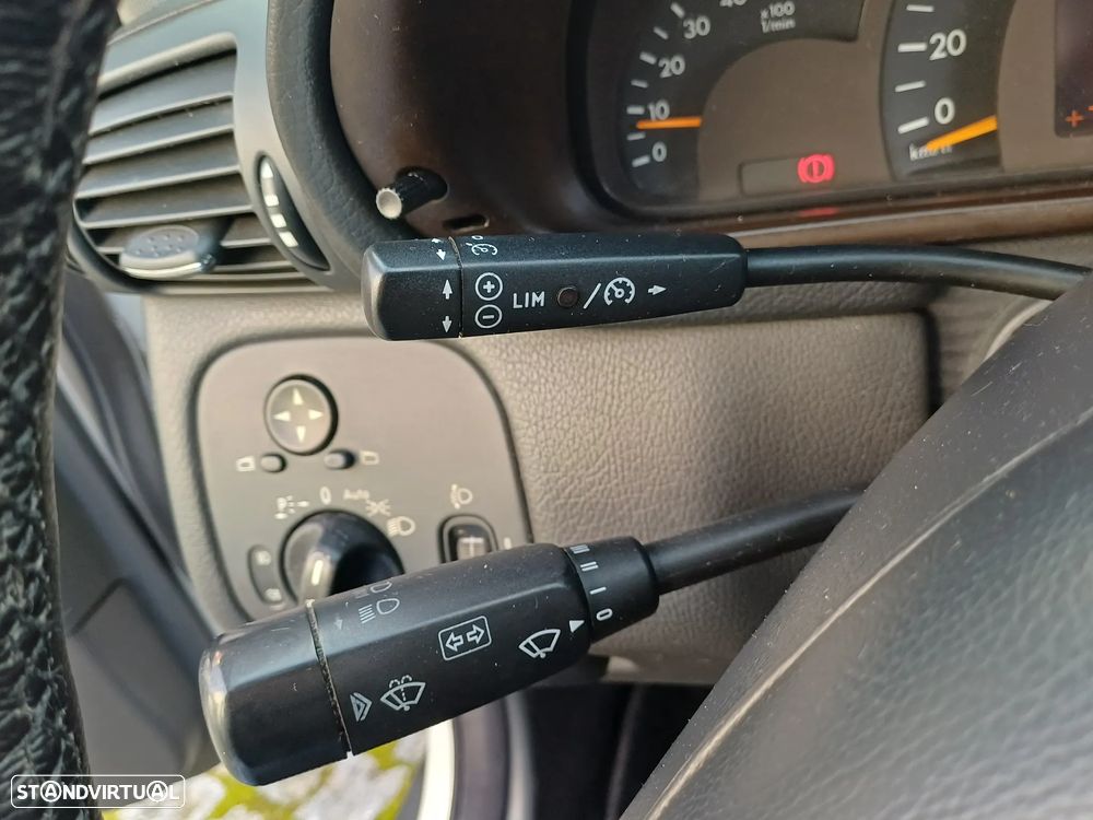 Mercedes-Benz C 220 CDI Auto Avantgarde - 21