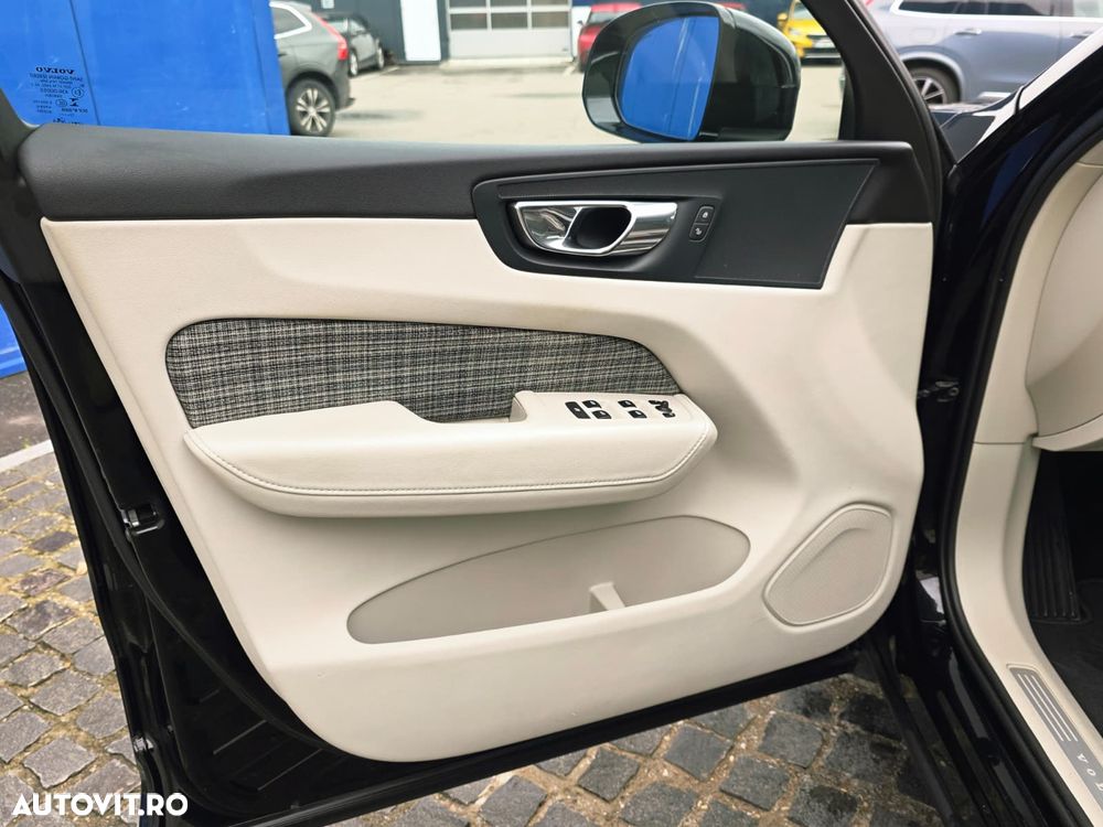 Volvo XC 60 D4 AWD Momentum - 21