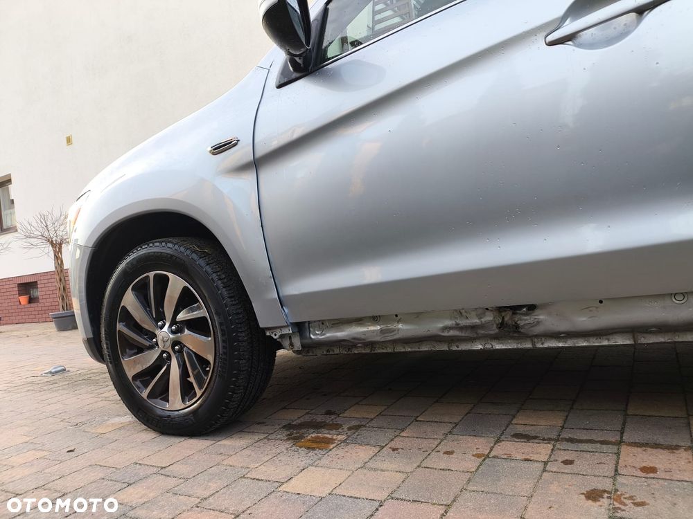 Mitsubishi ASX 1.8 DI-D 2WD Diamant Edition - 4