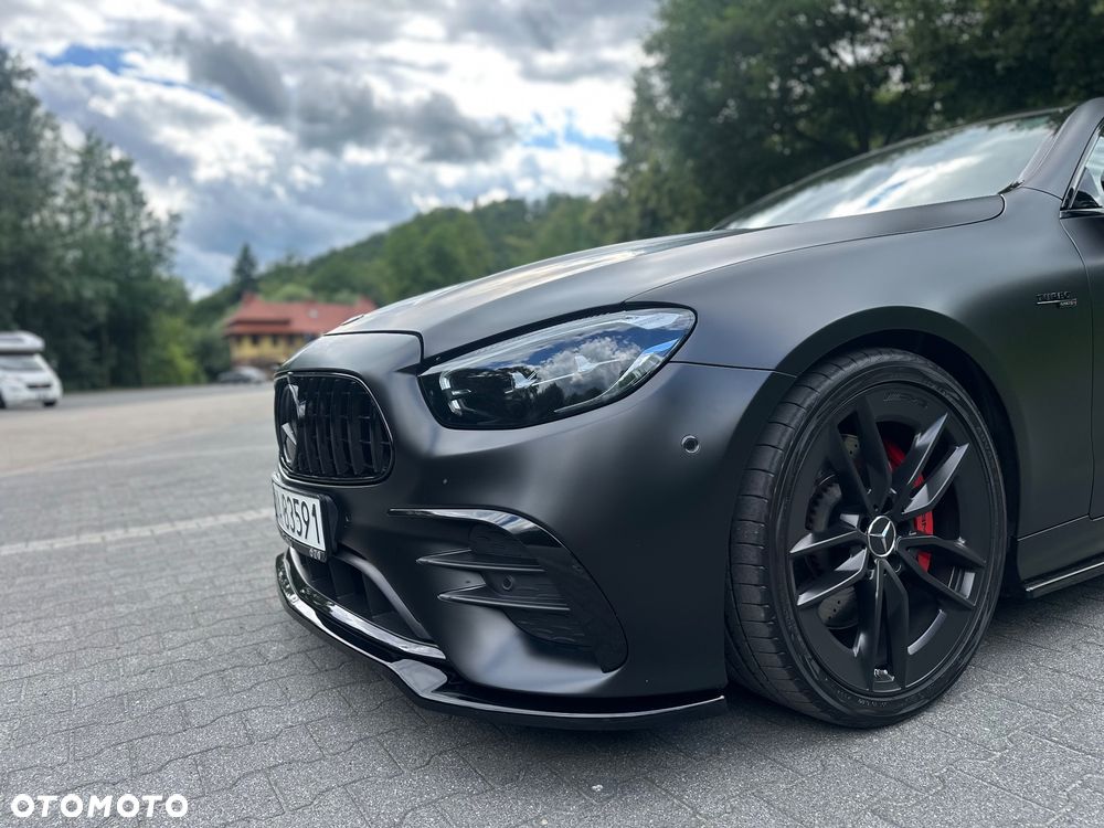 Mercedes-Benz Klasa E AMG 53 4-Matic+ 9G-TRONIC - 31
