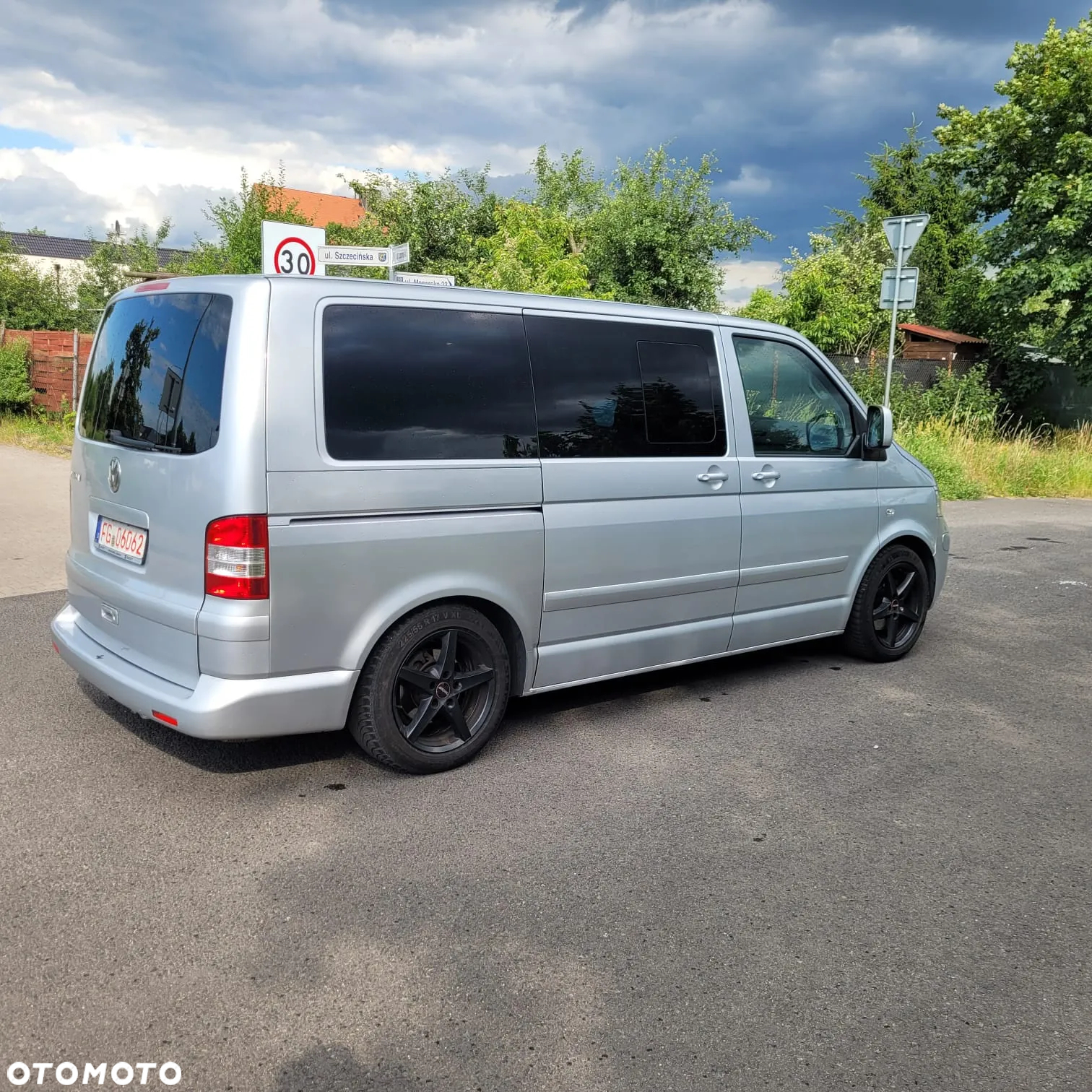 Volkswagen Multivan TDI L1 Comfortline - 9