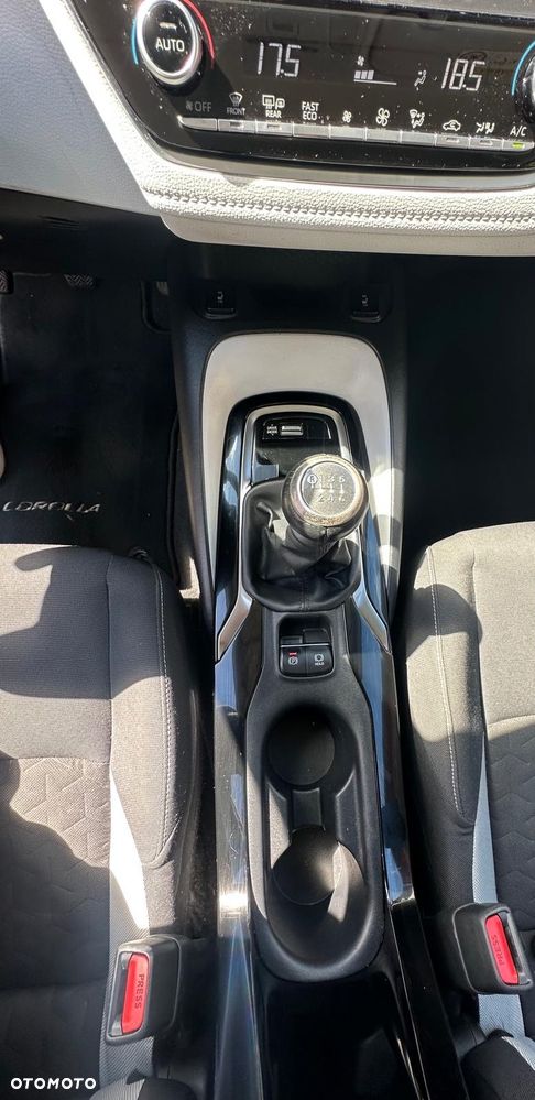 Toyota Corolla 1.2 T Comfort - 12