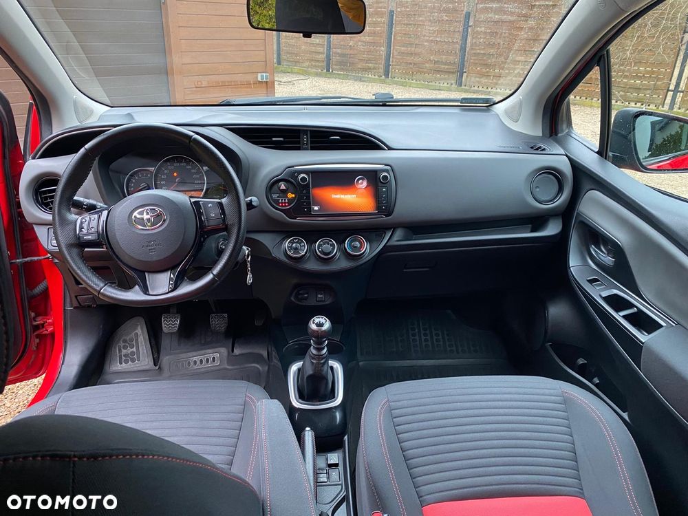 Toyota Yaris 1.33 Prestige - 9