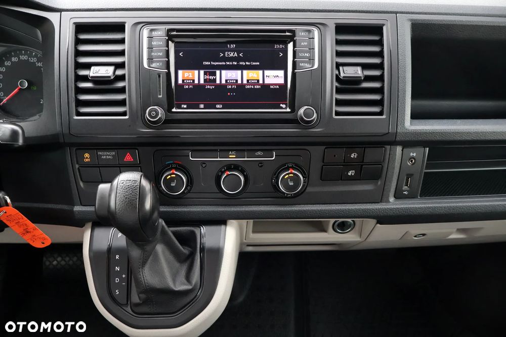 Volkswagen Transporter DSG KONTENER 8EP+WINDA750kg+DRZWI BOCZNE KLIMA KAMERA TEMPOMAT FV23% - 29