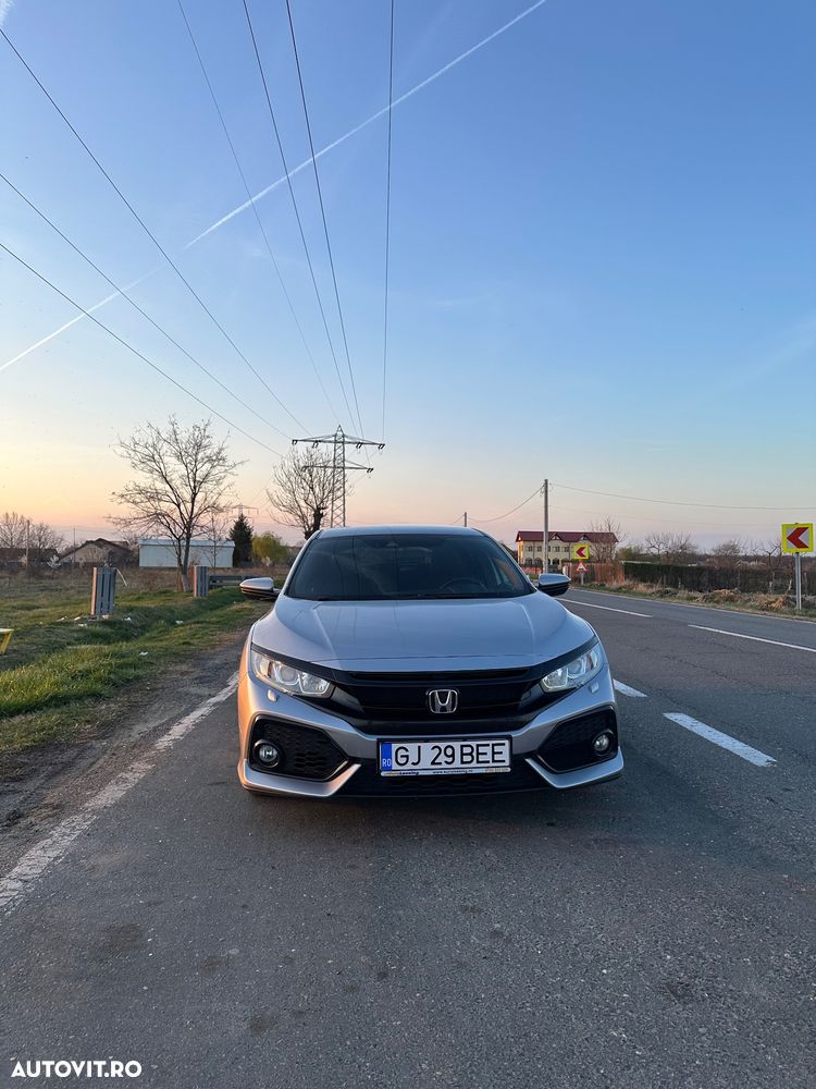 Honda Civic 1.0 VTEC Turbo CVT Elegance - 8