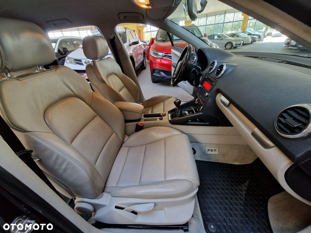 Audi A3 Sportback - 19