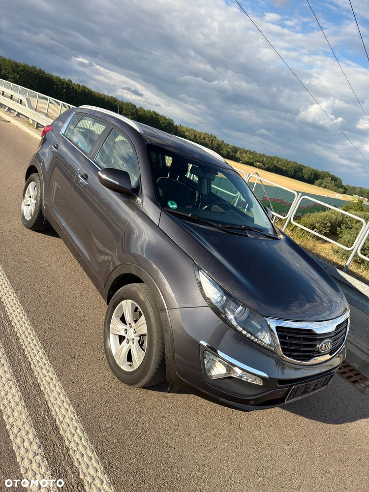Kia Sportage 2.0 L 2WD - 29