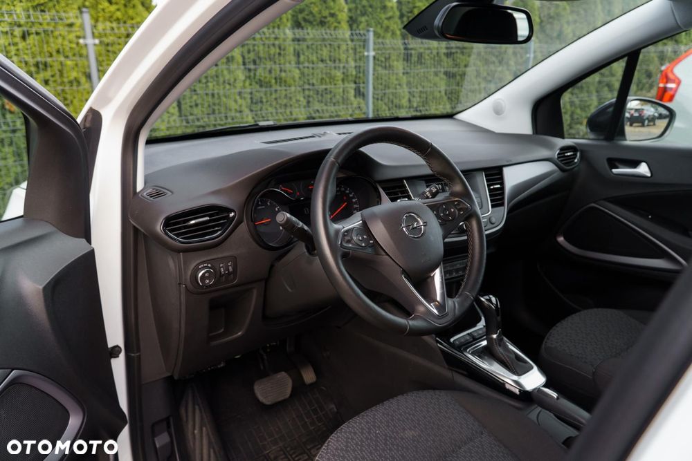 Opel Crossland - 10