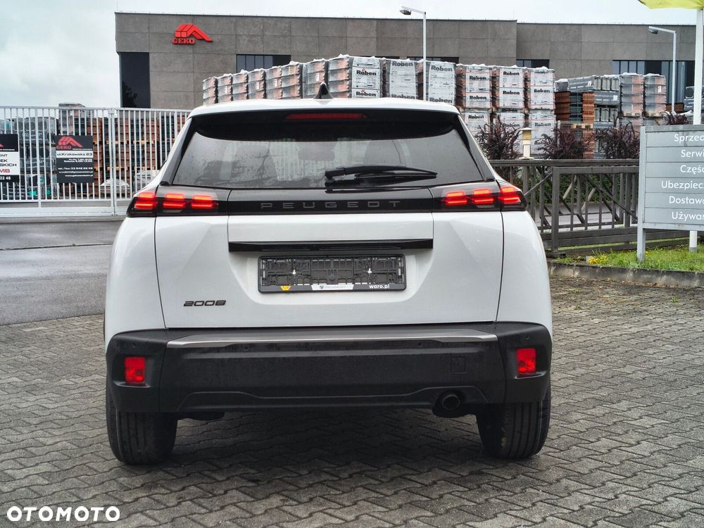 Peugeot 2008 PureTech 100 Business S&S BVM6 - 4