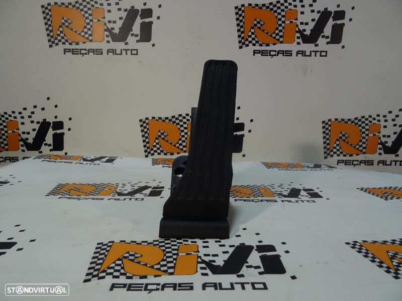 Pedal Acelerador Mercedes-Benz C-Class (W204)  A 204 300 00 04 / A2043 - 1