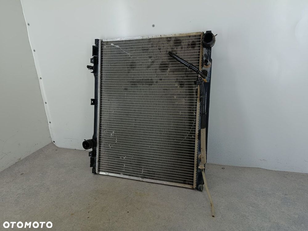 CHŁODNICA WODY AUTOMAT KIA SORENTO I 2.5 CRDI - 3