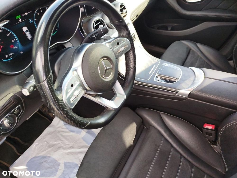 Mercedes-Benz GLC - 11