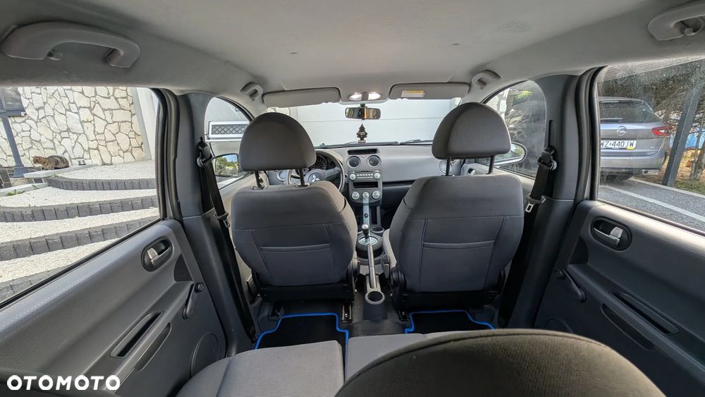 Mitsubishi Colt 1.5 Invite - 9