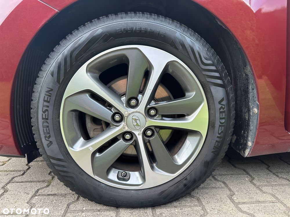 Hyundai i30 blue 1.4 Style - 18