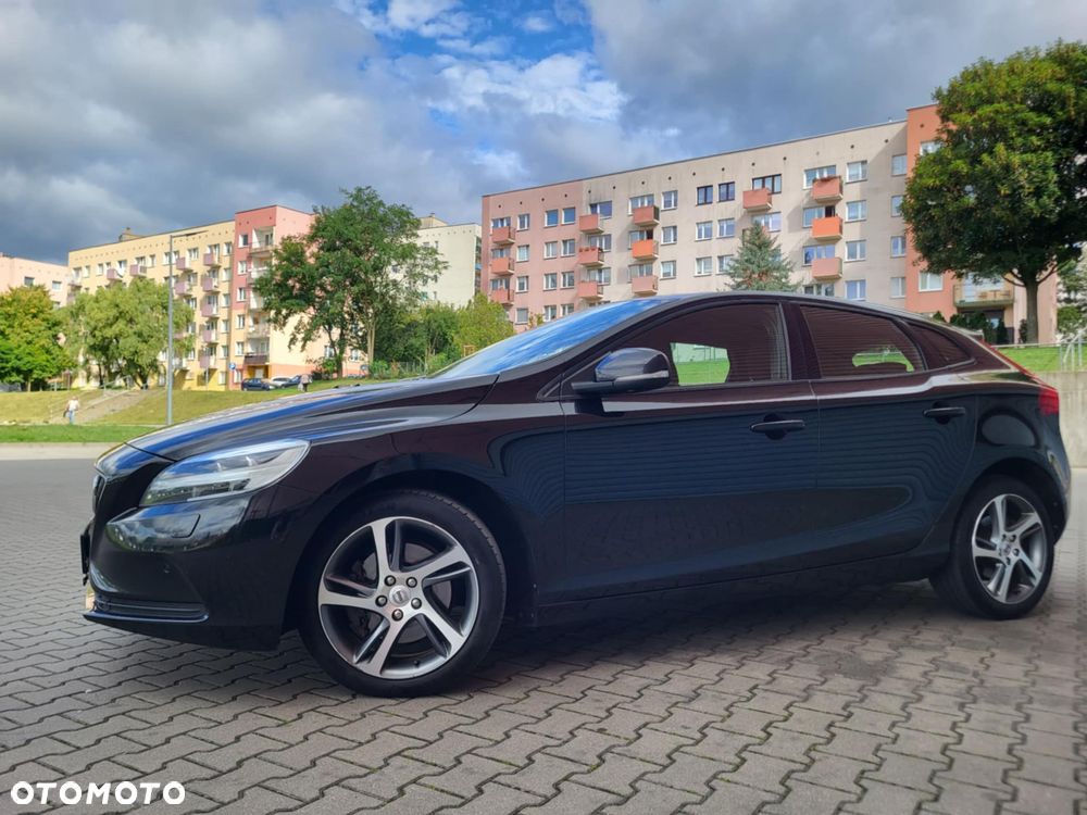 Volvo V40 D3 Drive-E Momentum - 16