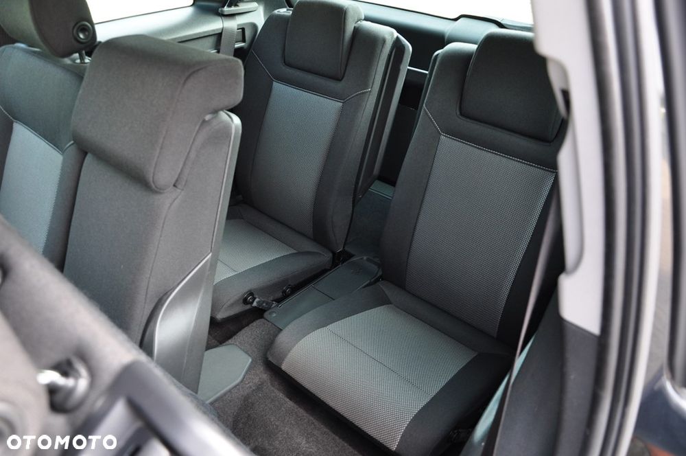 Opel Zafira 1.8 Cosmo - 27