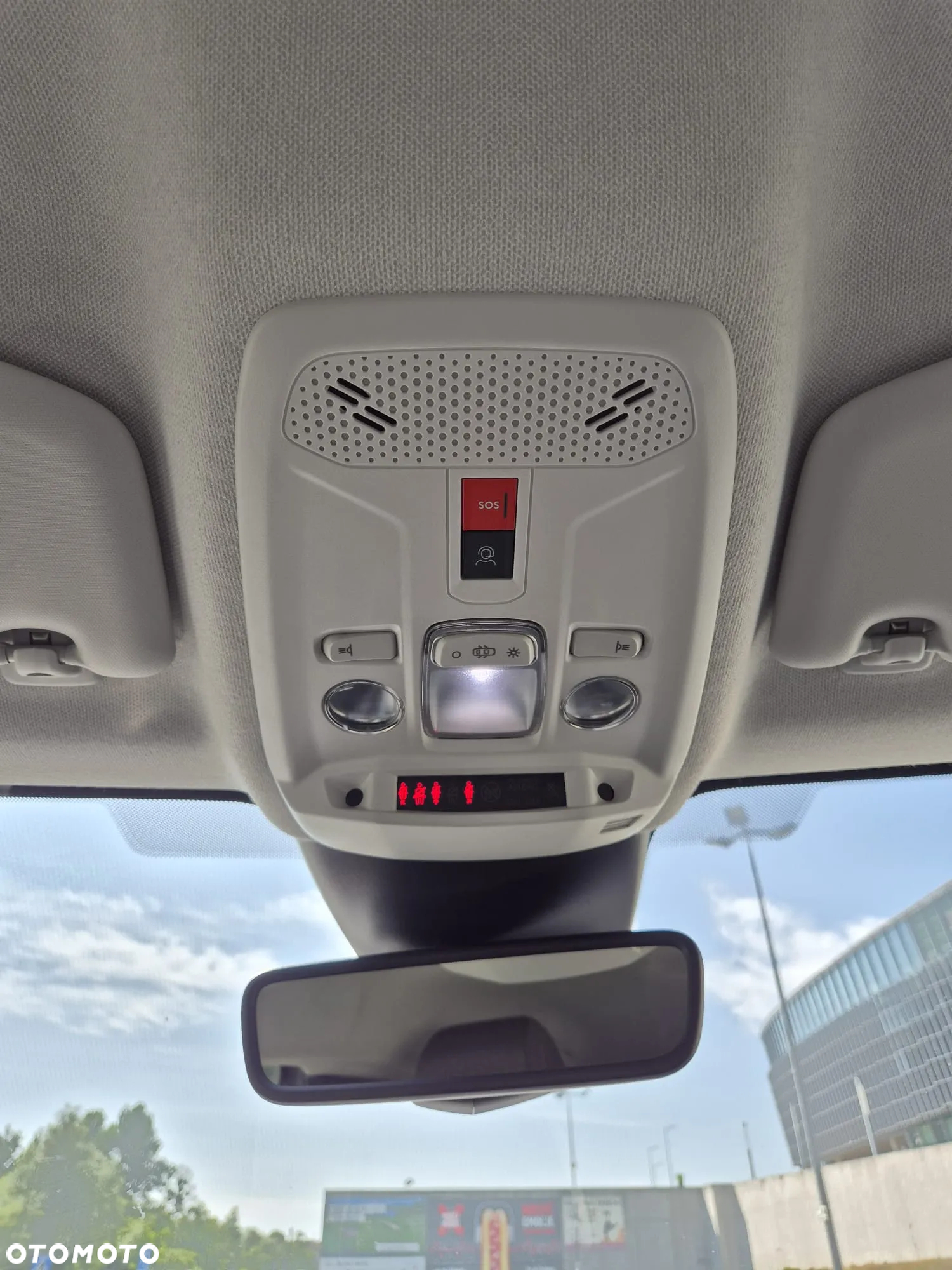 Citroën C4 e-C4 EV136 50kWh Shine - 30