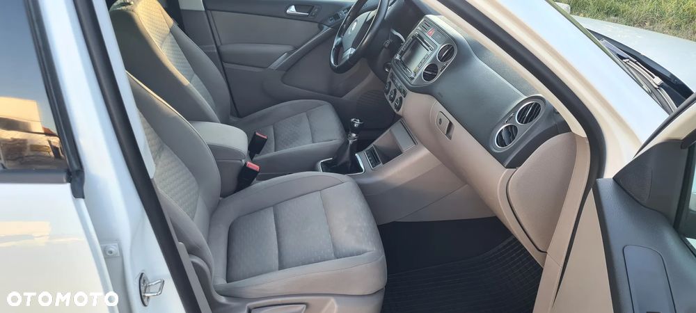 Volkswagen Tiguan 2.0 TDI 4Mot Track&Field - 4